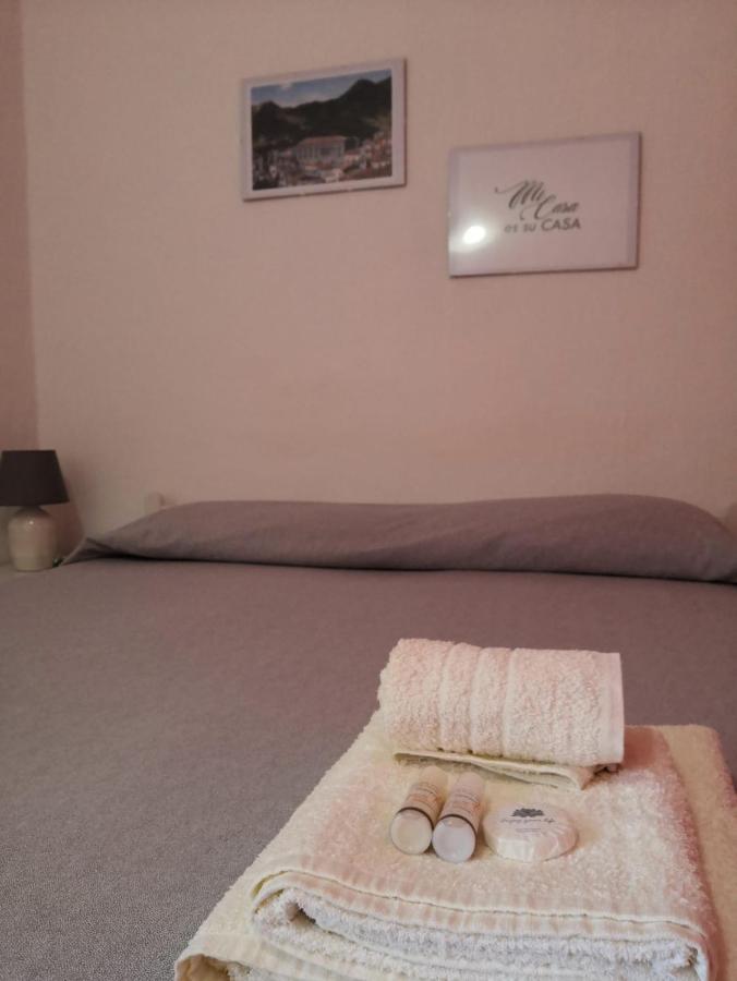Aieta Monolocale Nel Centro Storico B&B 외부 사진
